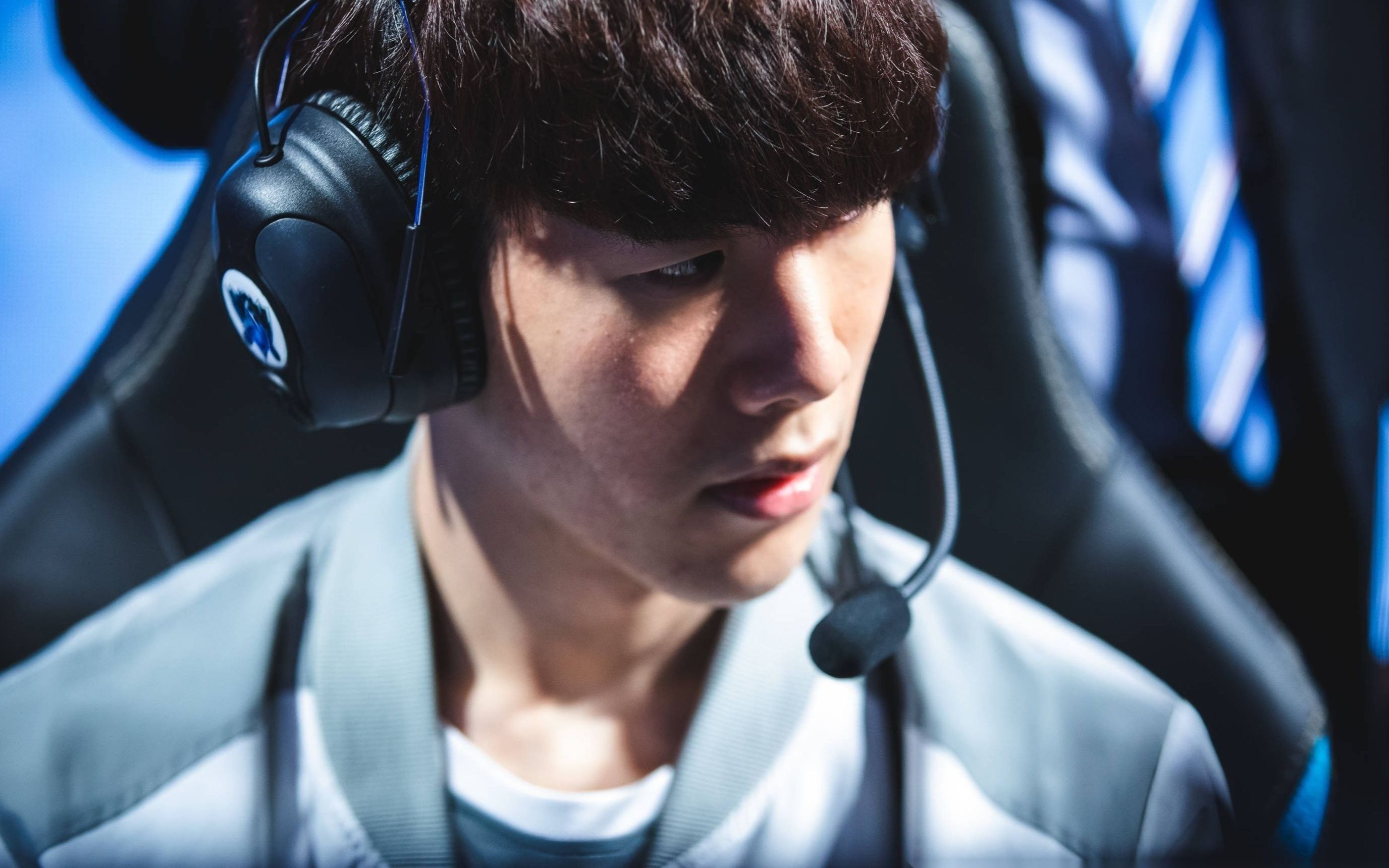  TheShy在澳大利亚队比赛中晋级下一阶段，比赛局势复杂引发热议！上演精彩一战