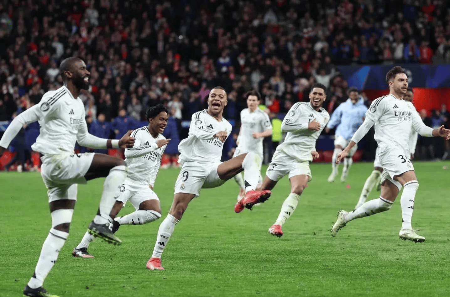 关于重返赛场引爆全场！，C罗意外战胜皇家马德里上演精彩一战的信息