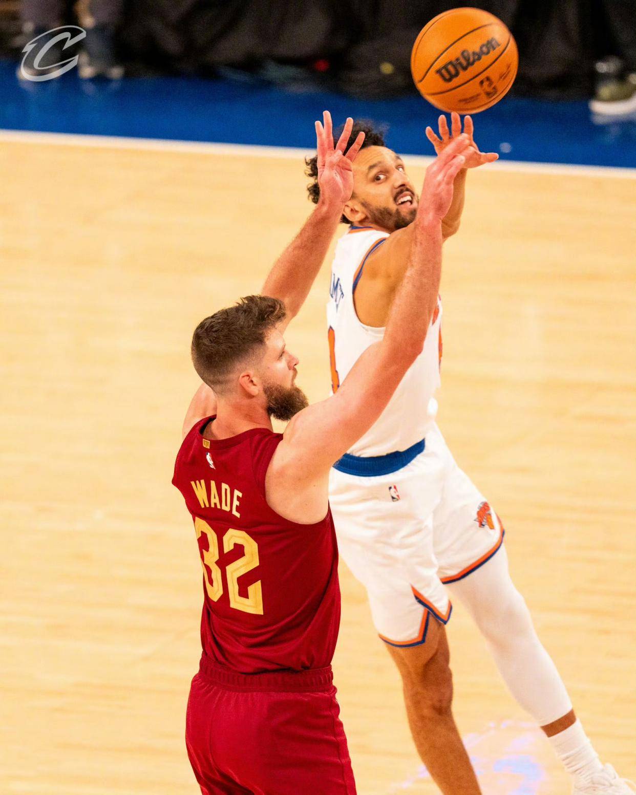 纽约尼克斯迎CBA常规赛关键赛，窗口期外线爆发，球迷炸锅，轮换策略成焦点的简单介绍